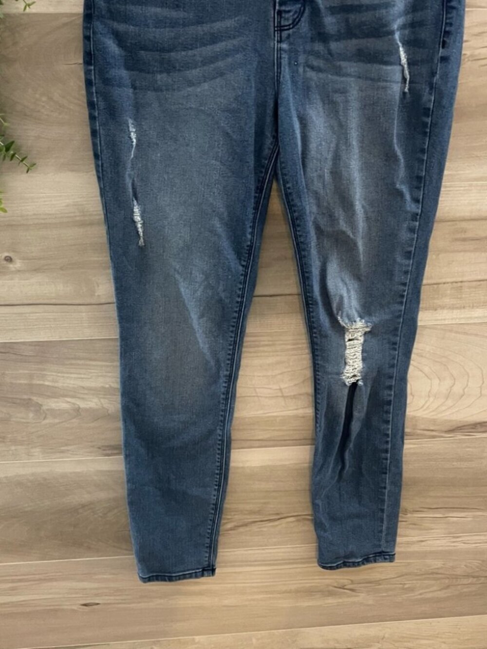 Sound/Style Jaime Ankle Slim and Sleek Jeans Size 6 - Picture 3 of 10